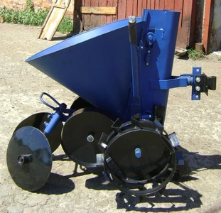 Картофелесажалки ТМ ШИП Картофелесажалки ТМ ШИП