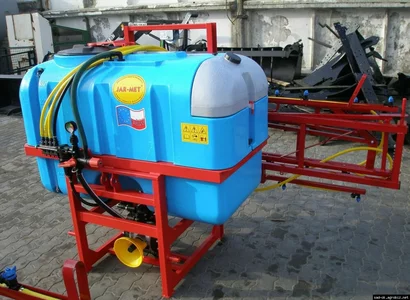 Опрыскиватели навесные полевые Jar Met (Польша) Опрыскиватели навесные полевые Jar Met (Польша)