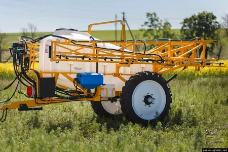 Опрыскиватели полевые прицепные штанговые BOGUSLAV Опрыскиватели полевые прицепные штанговые BOGUSLAV